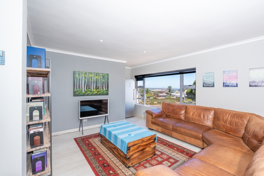 4 Bedroom Property for Sale in Myburgh Park Western Cape